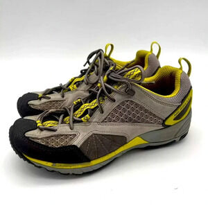 Merrell Women’s Size 8.5 Avian Light Ventilator Hiking Walking Shoes Opal Gray